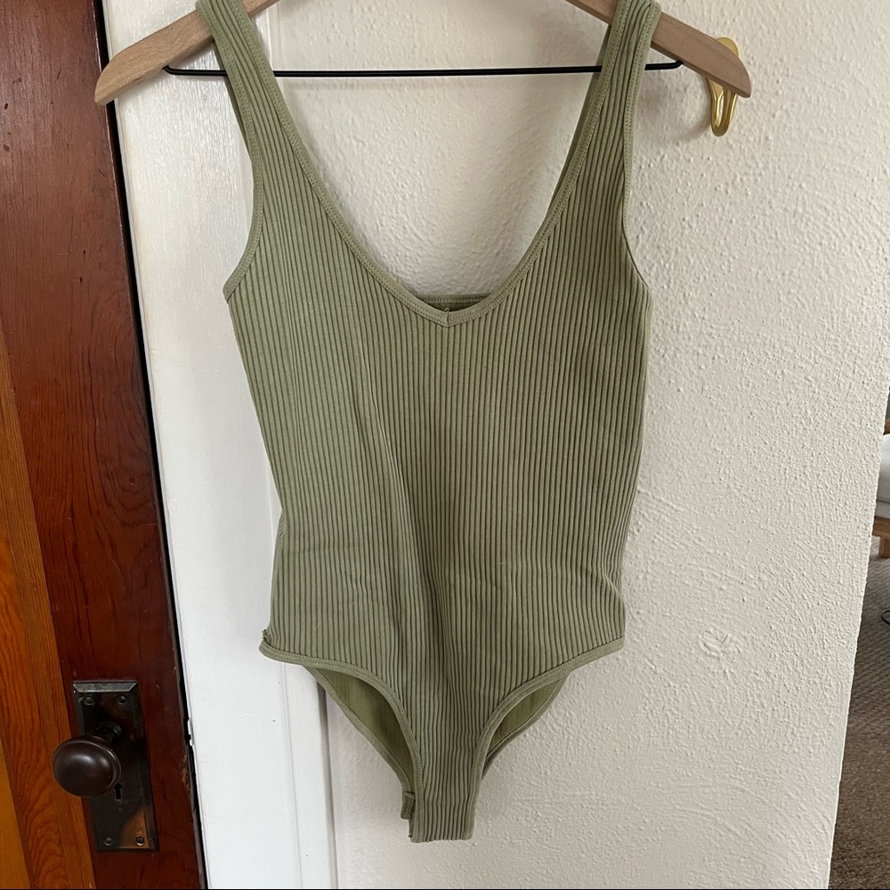 RIBBED BODY SUITS (sold together)
